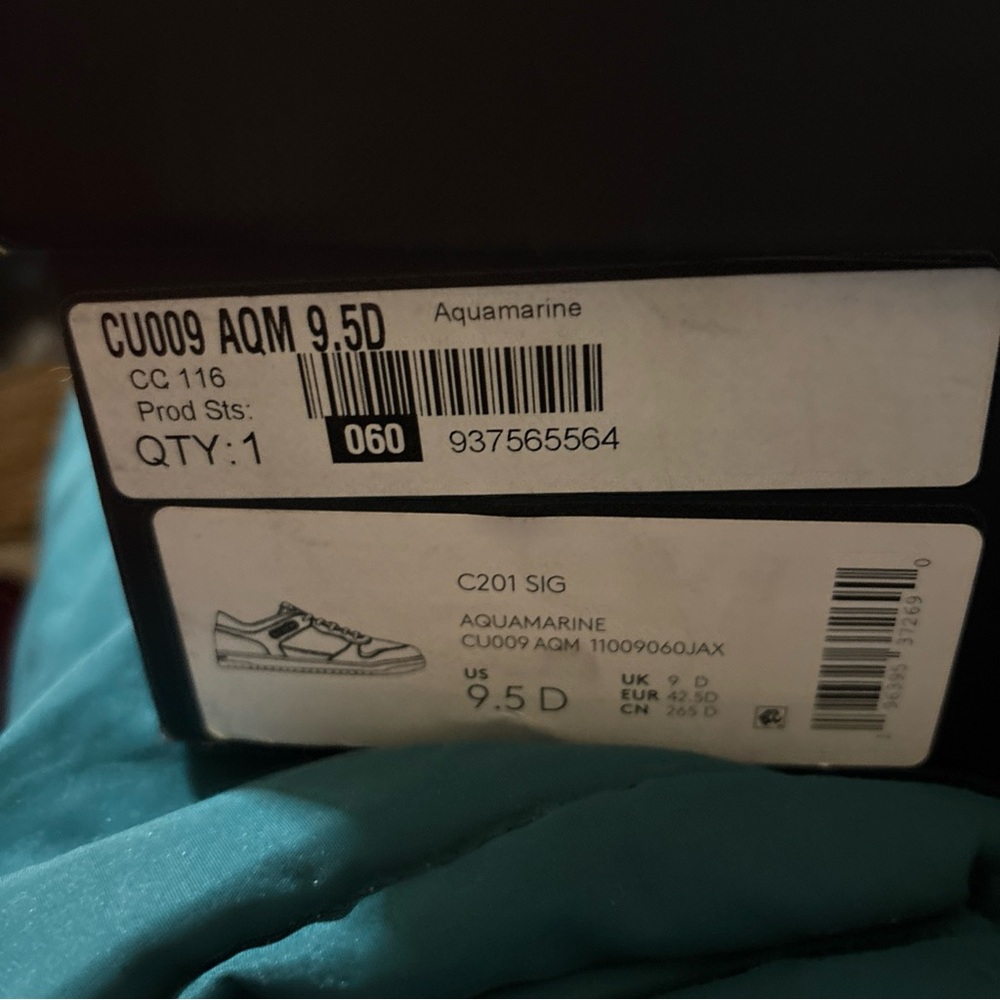 NIB Coach Aquamarine Leather , Signature Printed Sneakers,!size 9.5D - Picture 9 of 9